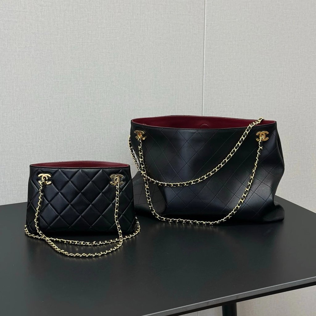 ชุดสไตล์ใหม่ French Origin Lambskin Chain Bag Classic Diamond Pattern + Metal Chain Shoulder Strap D
