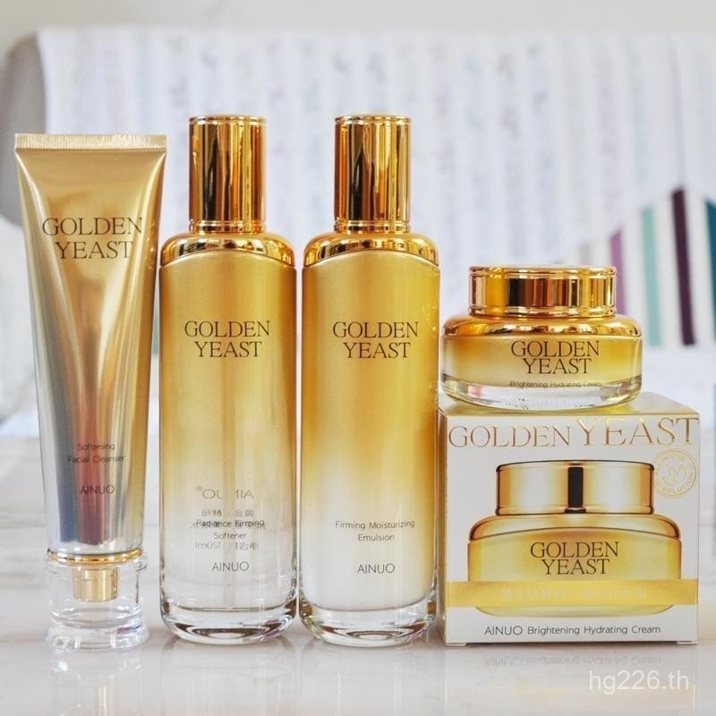 เครื่องสําอางบีบีครีม Ainuo ไม่มีรอยต่อสุภาพสตรีชุดดูแลผิวผมโทนเนอร์ครีมให้ความชุ่มชื้น Living Yeast