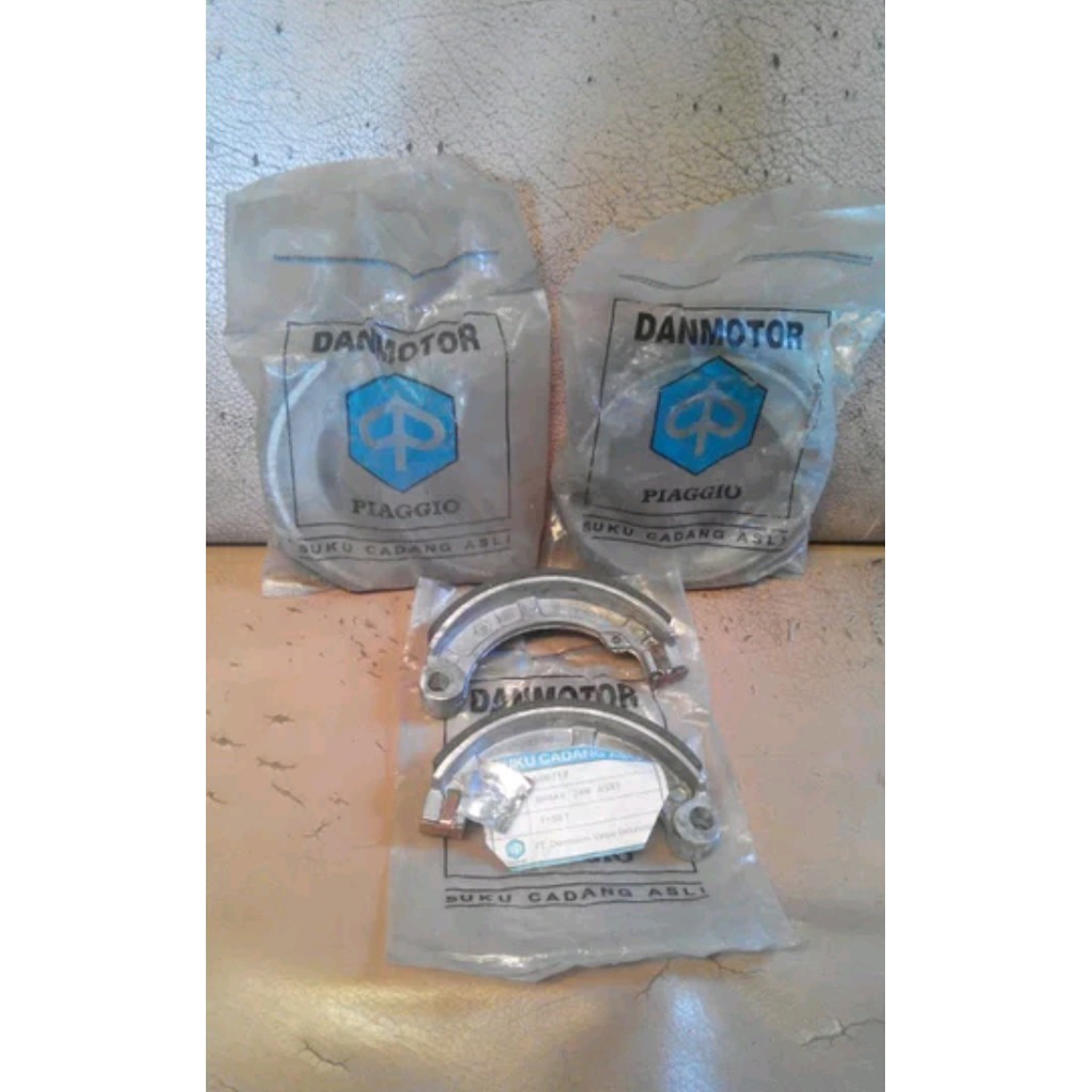 ผ้าเบรคหลัง Pirodo az150 แหวน 8 vespa super Vesparaffa