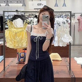 SHG พร้อมส่ง🌹เสื้อเซ็กซี่ผู้หญิง เสื้อครอปแต่งลูกไม้ ดีไซน์โบว์เก๋ๆ เสื้อยืดแขนสั้น ทรงสวย สไตล์ฝรั่งเศส ไปคาเฟ่