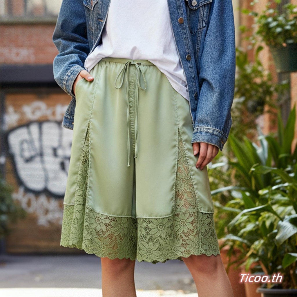 กางเกงขาสั้นยาวถึงเข่าสตรีลําลองสไตล์ลูกไม้ Patchwork Drawstring Mid Rise สําหรับฤดูร้อน