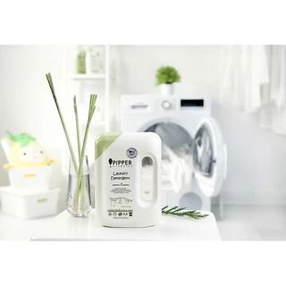 Pipper Standard ผลิตภัณฑ์ซักผ้า กลิ่น Lemongrass ขนาด 900 มล.