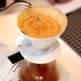 Sixtynine Coffee เมล็ดกาแฟคั่วอ่อนมูนสโตน (Moonstone By P’Aek) รสชาติที่เต็มไปด้วยลิ้นจี่และกุหลาบ