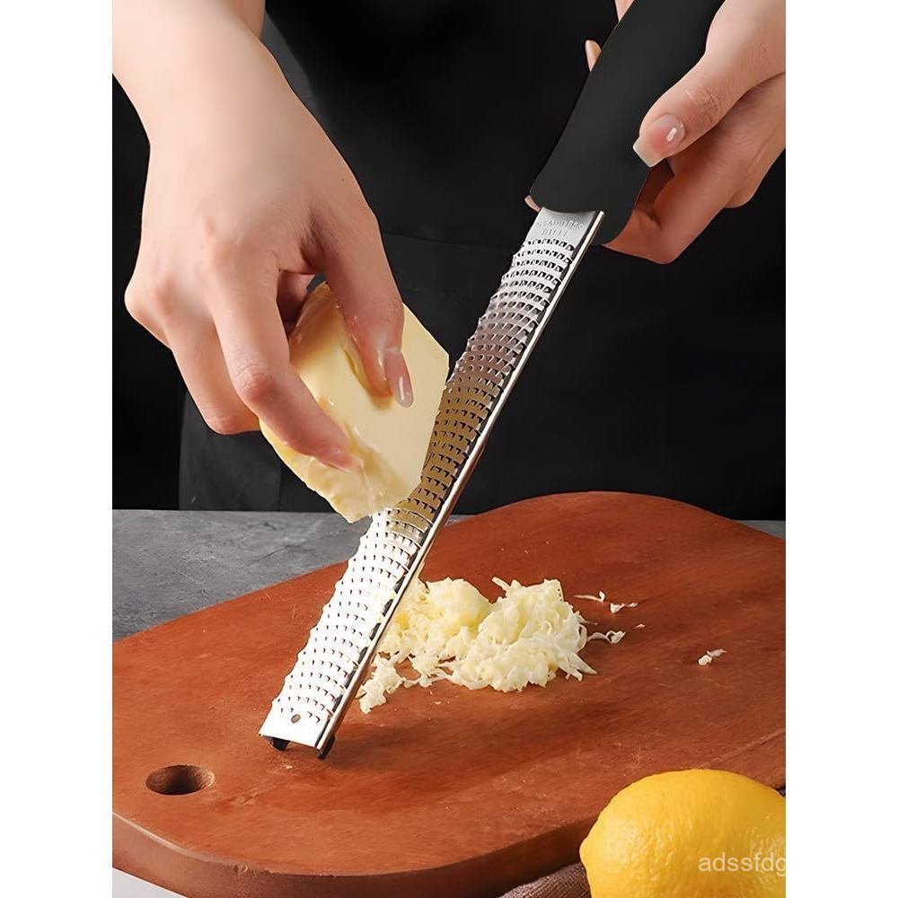 PremiumLemonZester&CheeseGrater,StainlessSteelBladewithHandleandCover,forCitrus,Parmesan,Gargar,Ging