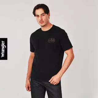 WRANGLER เสื้อยืดแขนสั้นผู้ชาย คอลเลคชั่น Wrangler Legends รุ่น WR S126MTSSN29 สีดำ