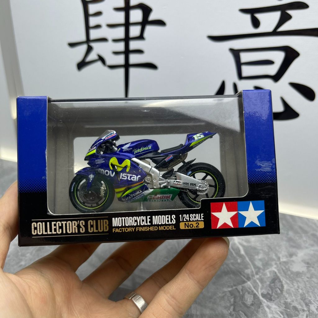 Tamiya 1: 24 Honda RC211V 2005 Movistar Car