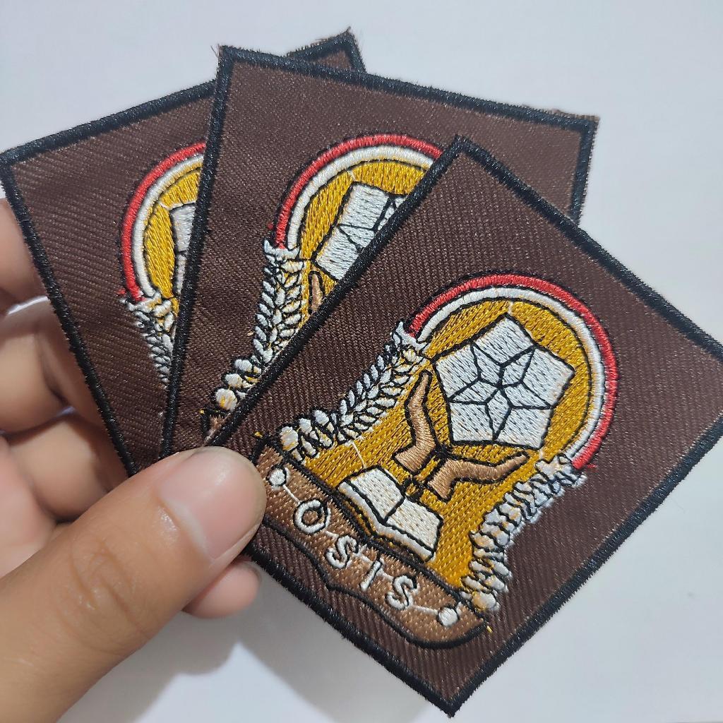 Bet Osis เย็บปักถักร้อยชื่อ Junior High School รุ่น 43 เย็บเรียบร้อยทนทานคอมพิวเตอร์เย็บปักถักร้อยขา