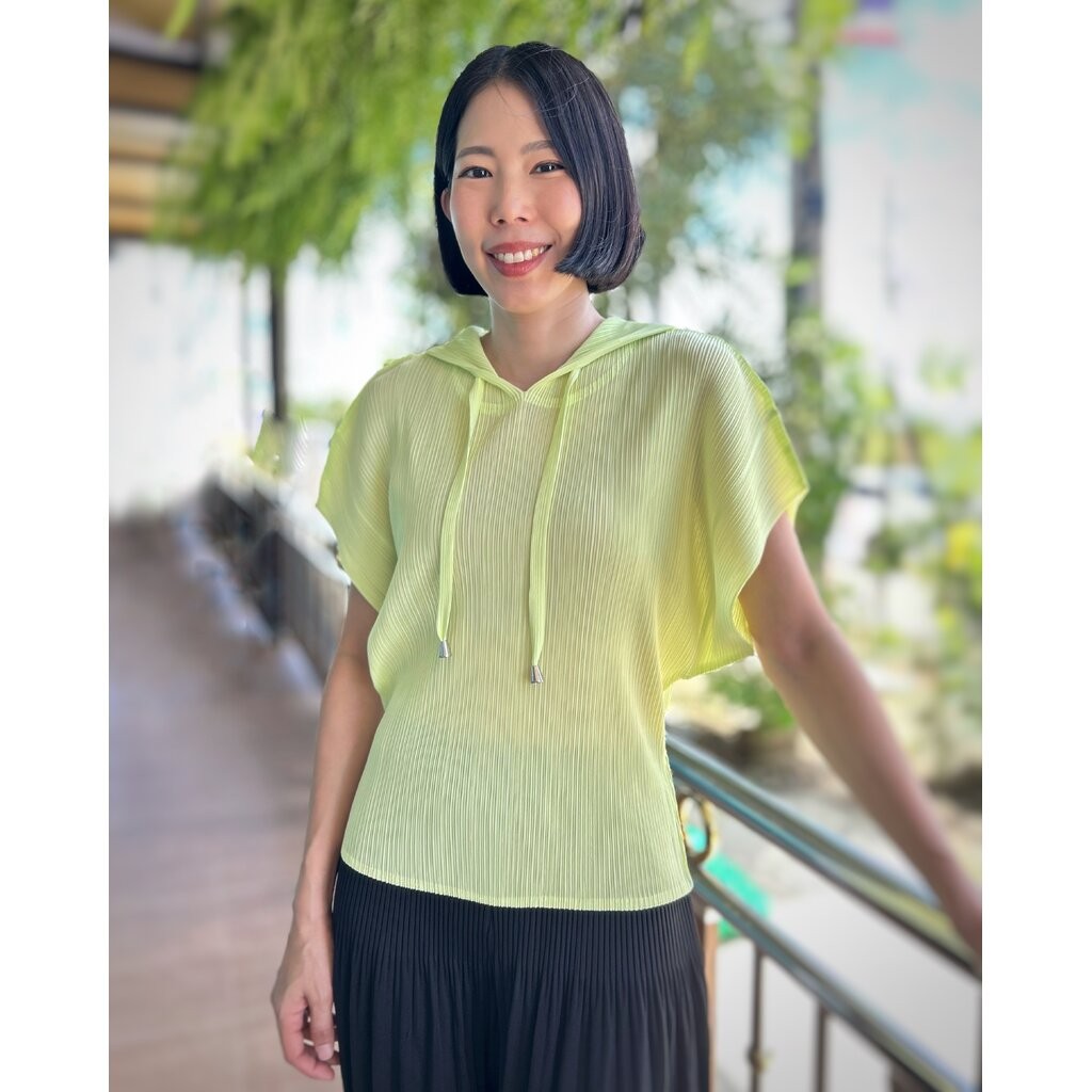 2MUAY รุ่น GJO10546 เสื้ออัดพลีท SHORT SLEEVE PLEATED HOODED PLEATED TOP 10 สี FREE SIZE