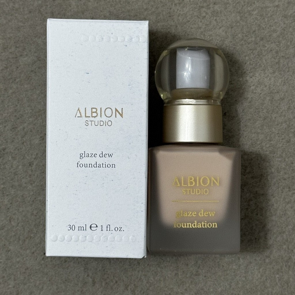 2025 Fashion Special/45 Olbin Glossy Hydrating Foundation30ml สี Number010#,020# 5Y4E R8RN