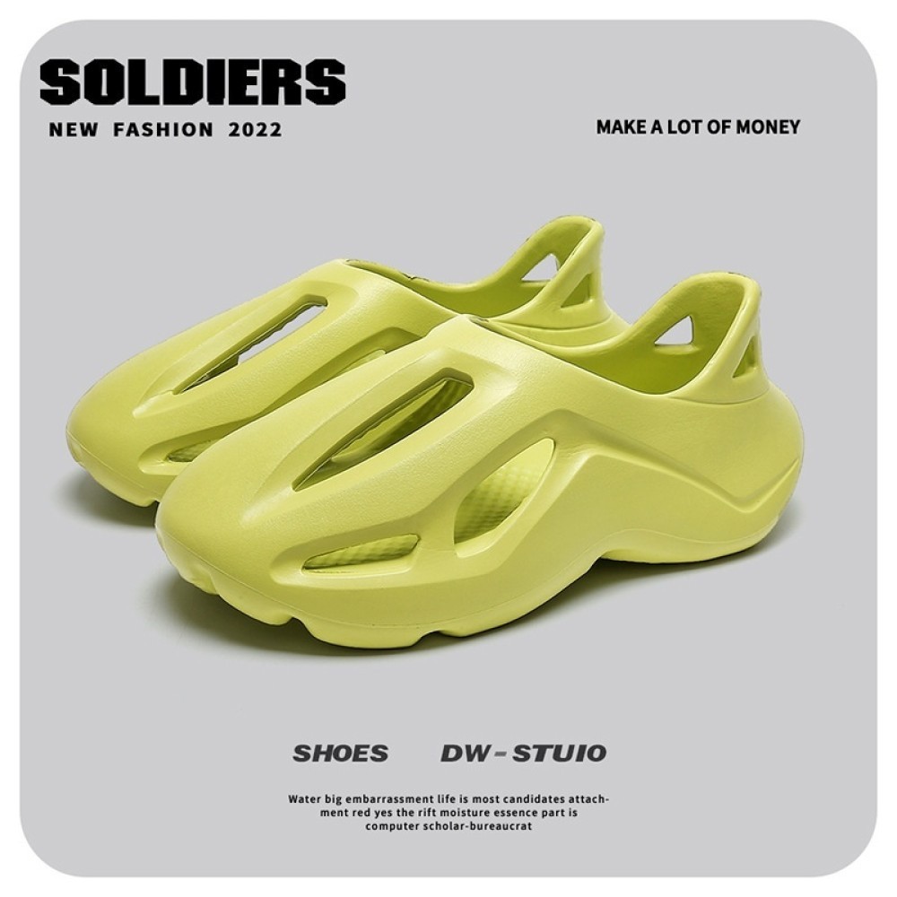 wing Sewing Sewing Sewing Sewing รองเท้าผู้ชายฤดูร้อนที่นิยมในโลกออนไลน์ชายหาดกันลื่นพื้นหนาแฟชั่นรอ