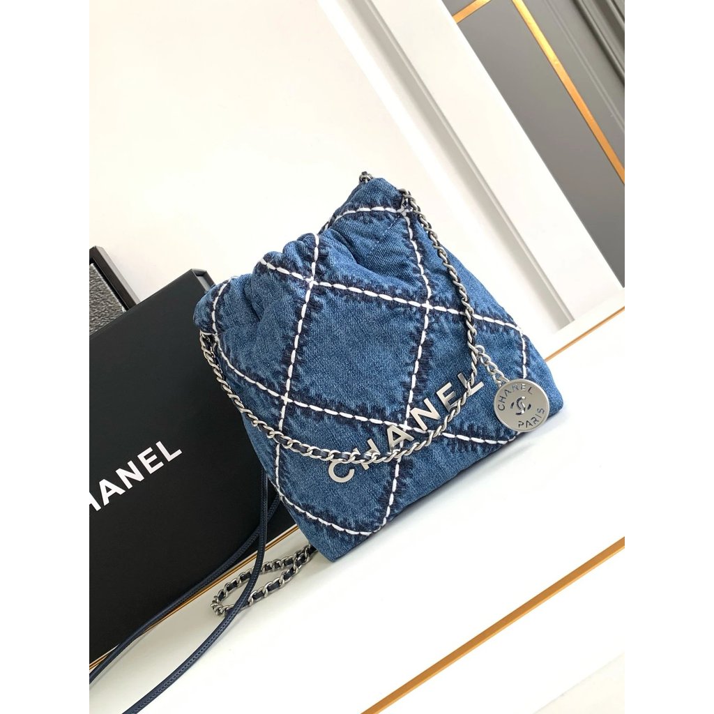 กระเป๋าสะพาย CHANEL CHANEL