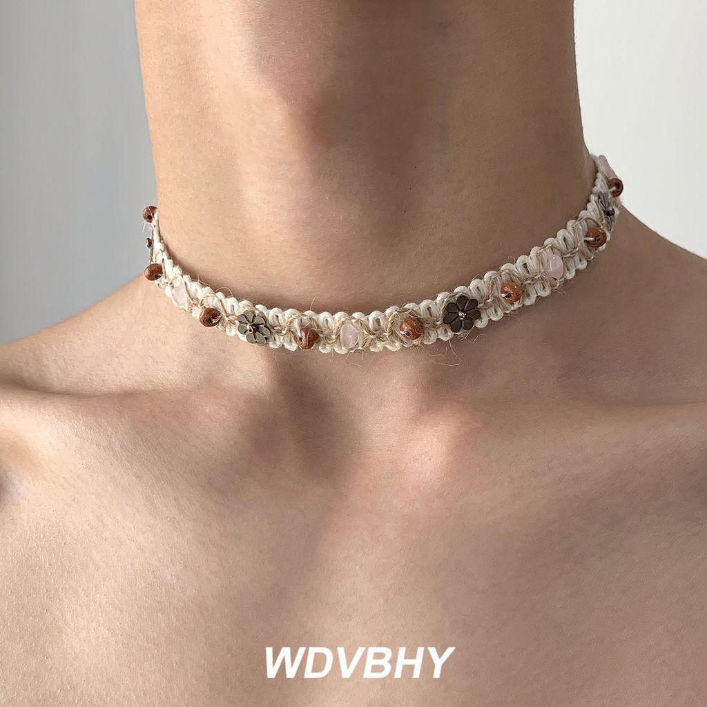 สร้อยคอไม้ Bohemian ลายดอกไม้สำหรับทั้งผู้ชายและผู้หญิง ออกแบบใหม่ปี 2025