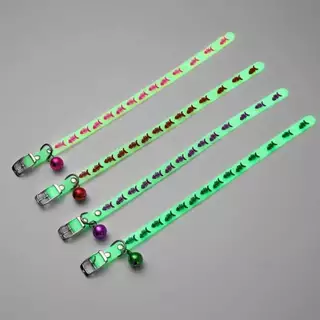 【พร้อมส่ง/COD】PetZap ปลอกคอแมว ปลอกคอสุนัข เรืองแสง/สะท้อนแสง ซิลิโคน มีกระดิ่ง ลายเท้าสัตว์เลี้ยง CW-104