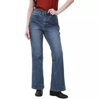 WRANGLER กางเกงยีนส์ผู้หญิง คอลเลคชั่น Wrangler Legends เอวสูง ทรงขาม้า รุ่น WR S126WBOTN04 สียีนส์กลาง