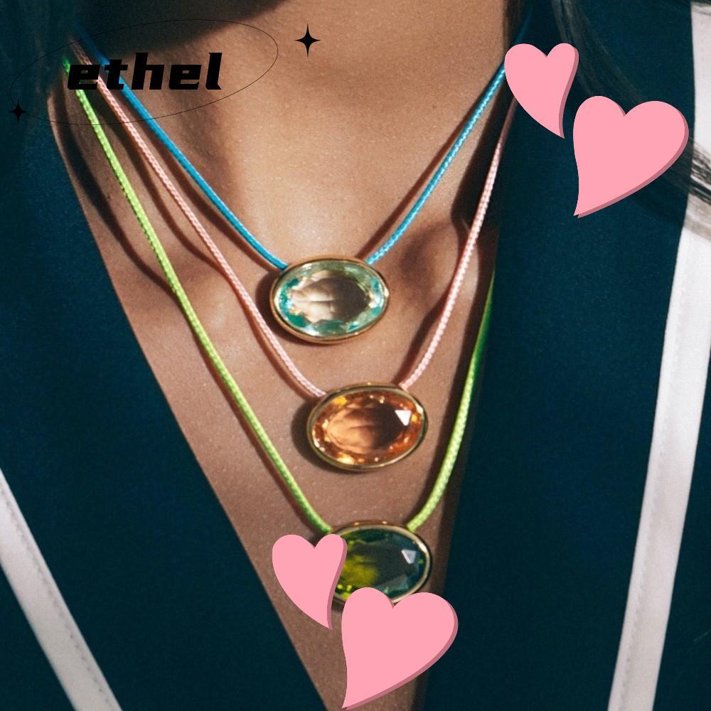 ETHEL Gold Bezel Choker, รูปไข่ตัดอัญมณี Gold Bezel การตั้งค่าสร้อยคอจี้คริสตัล, อินเทรนด์สายขี้ผึ้ง