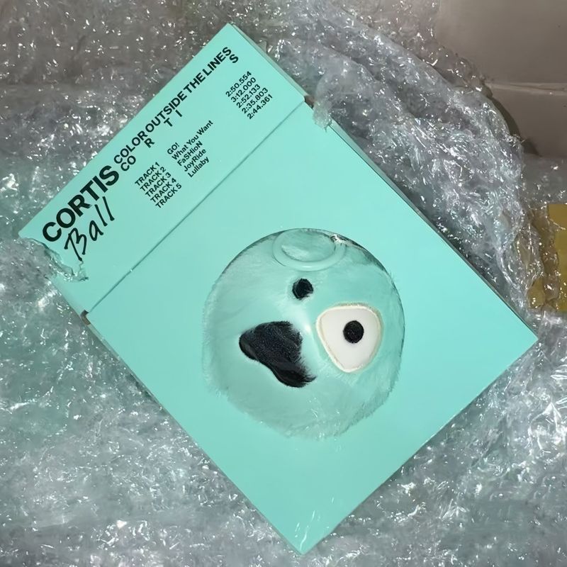Cortis Debut Special Cortis ball Version ตุ๊กตาตุ๊กตายังไม่ได้เปิด