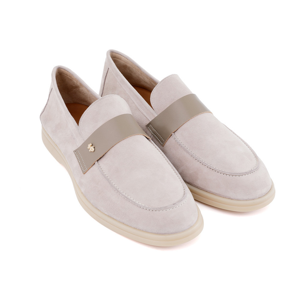 Hush Puppies حذاء رجالي كاجوال جلد سهل الارتداء — بيج