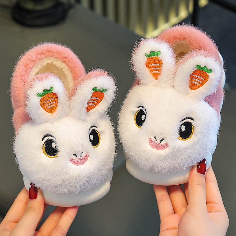 รองเท้าใส่ในบ้านเด็กแบบหุ้มส้น ลายกระต่ายน่ารัก กันลื่น ใส่อบอุ่นฤดูหนาว - รูปที่ 4