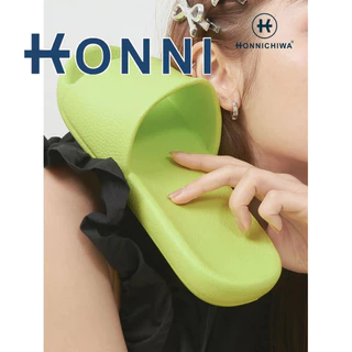 KONNI.รองเท้าแตะ รองเท้าแบบสวม ใส่ในบ้าน ห้องน้ำ สีทึบเรียบง่าย นุ่มสบาย ผู้ชาย ผู้หญิง กันลื่น น้ำหนักเบา AKIO