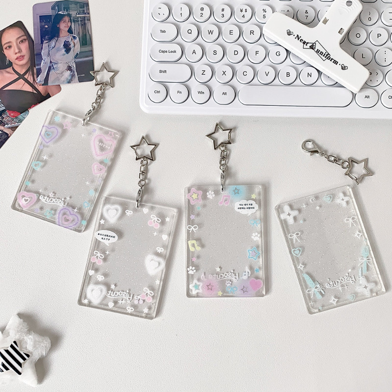พวงกุญแจเคสการ์ด เฟรมการ์ด วัสดุอะคริลิกใส ลายหัวใจดาว ใส่บัตร 3 นิ้ว มีพวงกุญแจดาวน่ารัก Kpop สายวาย รูปที่ 5