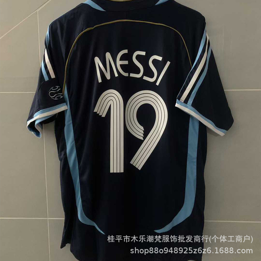 2006 ฟุตบอลโลกทีมชาติอาร์เจนตินาเหย้าเยือนหมายเลข 19 Macy Jersey เสื้อฟุตบอลย้อนยุคชายการค้าต่างประเทศข้ามพรมแดน