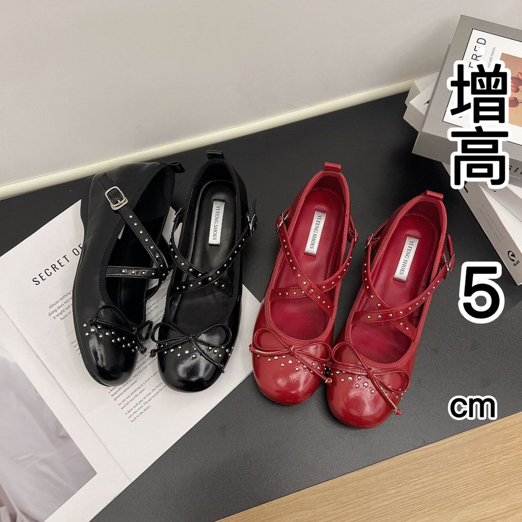 2 สีขนาดเล็ก 34-39 ปากตื้นรองเท้าผู้หญิง Retro Rivets Cross Buckle สายคล้องคอโบว์บัลเล่ต์รองเท้าความ