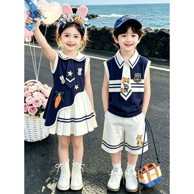 [สินค้าใหม่] เด็กชายชุดฤดูร้อนกระต่ายตํารวจเจ้าหน้าที่สาวชุดกระโหลกสไตล์น้องสาวสูท2026เด็กสไตล์ใหม่จูดี้ชุดฤดูร้อน