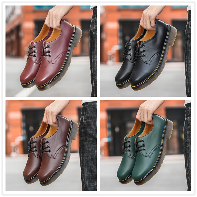 Martens Martin รองเท้าหนังหลวมผู้ชายธุรกิจรองเท้าหนังอย่างเป็นทางการรองเท้าหนังขนาดใหญ่สํานักงานคู่ 