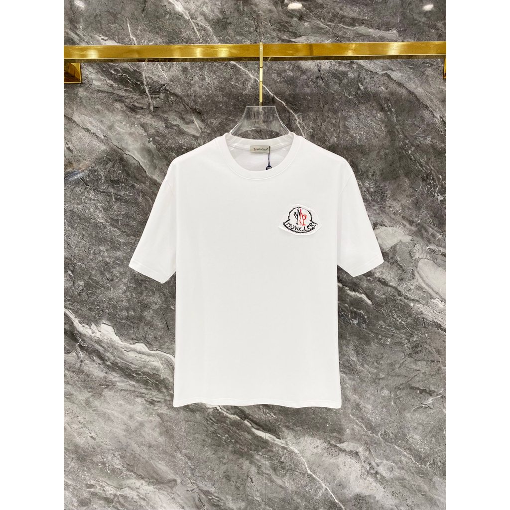 Moncler/Mengkou/2026 เสื้อยืดคอกลมแขนสั้นสไตล์คู่ผู้ชายด้านในไหล่แท้สไตล์ตะวันตกฤดูใบไม้ร่วงเสื้อผ้า