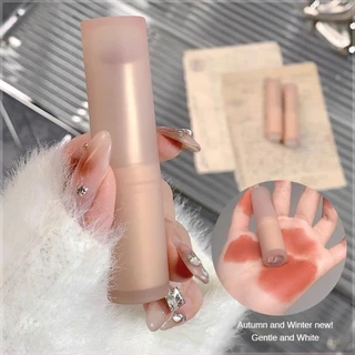 ลิปสติก กำมะหยี่หมอกน้ำ ชั้นเรียน 6 สี ปรับสีผิวให้กระจ่างใส ติดทนนาน ไม่เหนียวเหนอะหนะ กันน้ำ ไม่แห้ง ลิปสติกนู้ดด้าน