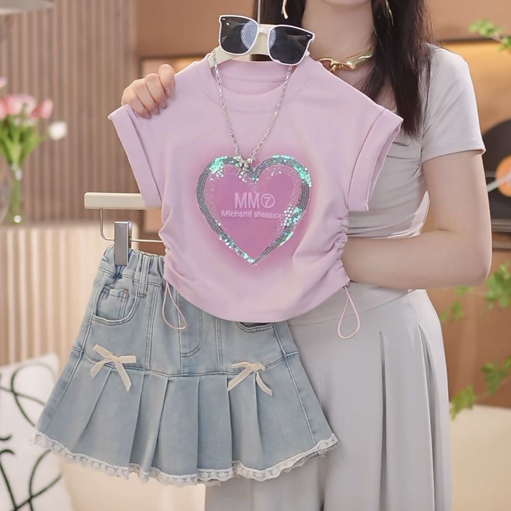 ชุดแขนสั้นฤดูร้อนสำหรับสาวๆ กับลายพิมพ์เสื้อยืดและกระโปรงยีนส์สไตล์ใหม่