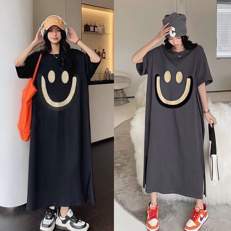 เวอร์ชั่นเกาหลี Dongdaemun ฤดูร้อนสไตล์รอบคอ Big Smiley พิมพ์ลําลองหลวม All-Match สีทึบแขนสั้นชุดลํา