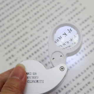 แว่นขยายพวงกุณแจพร้อมไฟ LED 2 ดวง เลนส์กระจก กำลังขยาย 40X ( Magnifier With LED Lamp) ขนาด 25mm
