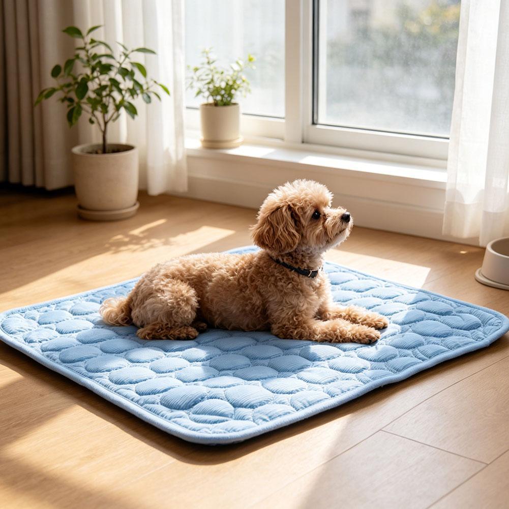 [summer Pet Essentials] แผ่นรองผ้าไหมระบายความร้อนสําหรับสัตว์เลี้ยง - นอนในร่ม/กลางแจ้งที่ระบายอากา