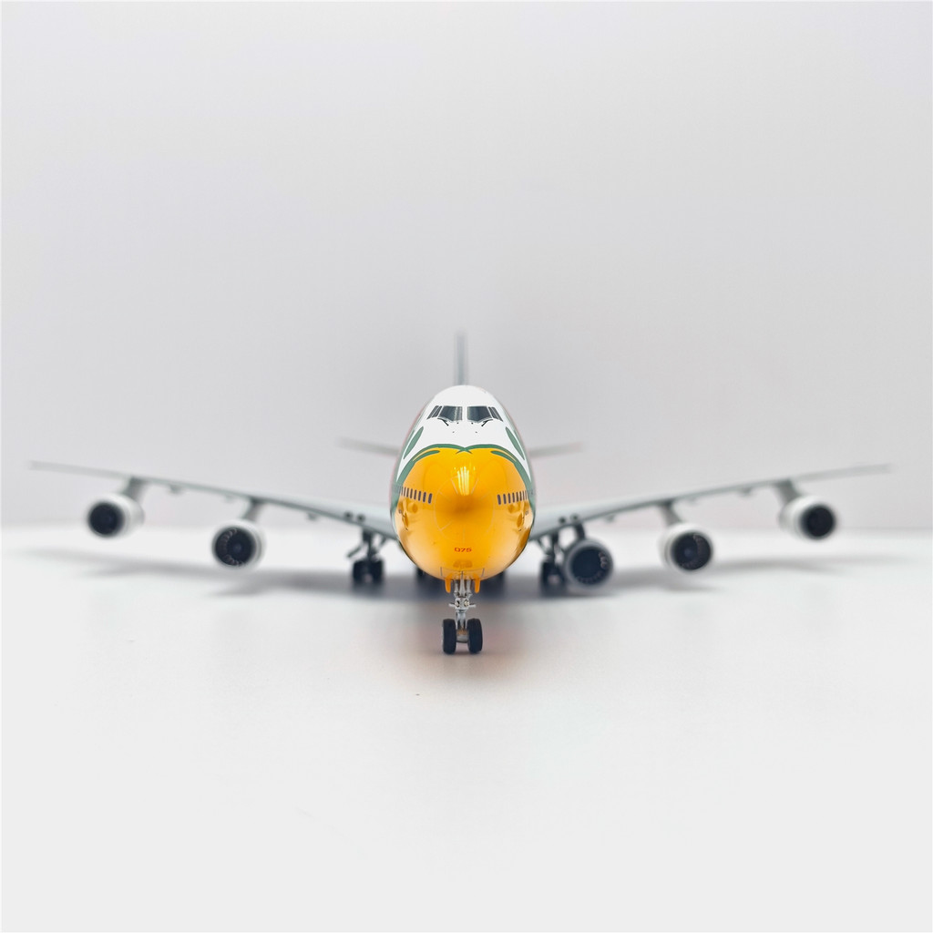 SQ Wings 1/200 South African Airlines B747-300 ZS-SAJ เครื่องบินโลหะผสมรุ่นเครื่องยนต์ทดสอบ