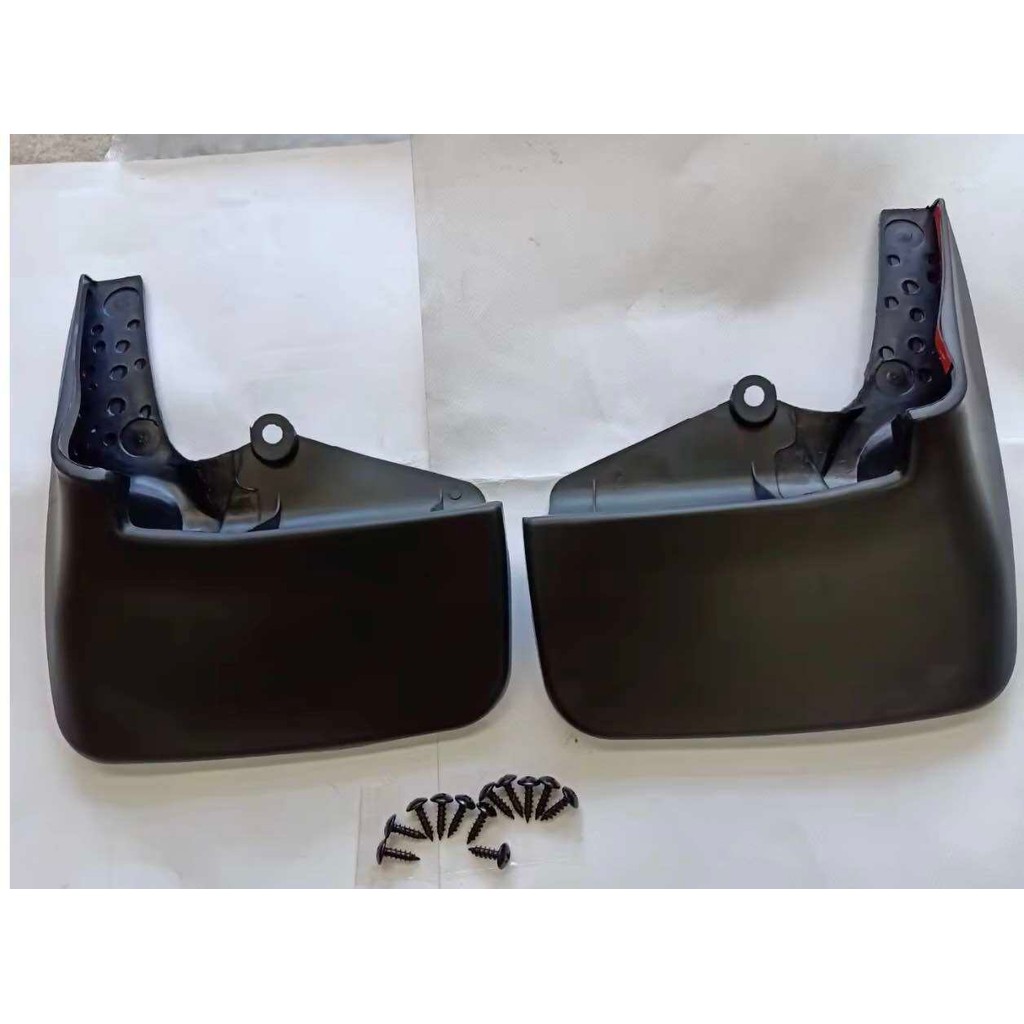 ยางังโคลน หน้า หลัง รถตู้ หัวจรวด Toyota Hiace LH112 125 172 184 HIACE หัวจรวด ผลิตจาก PE เกรดคุณภาพ