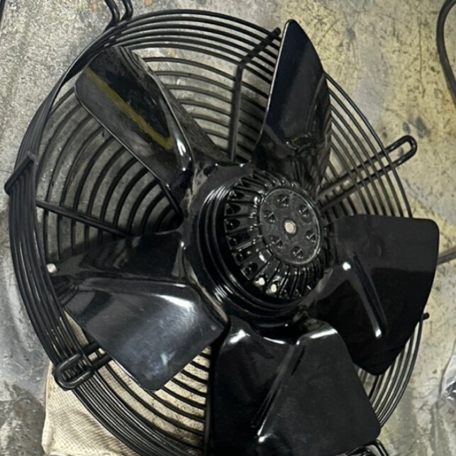 [พัดลมระบายความร้อนพร้อมสต็อก] A4D315-AP30-12-AP10-01-AS30-13 M4D068-DF W4D315-CC20-02 พัดลม