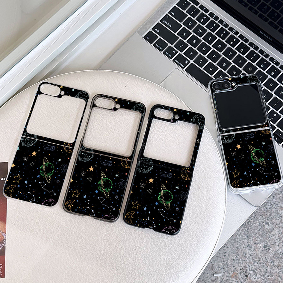 "Galaxy Planets" เคสโทรศัพท์กันกระแทก Micro Matte Slim Hard สําหรับ Samsung Z Flip 8, Flip 7, Flip 6