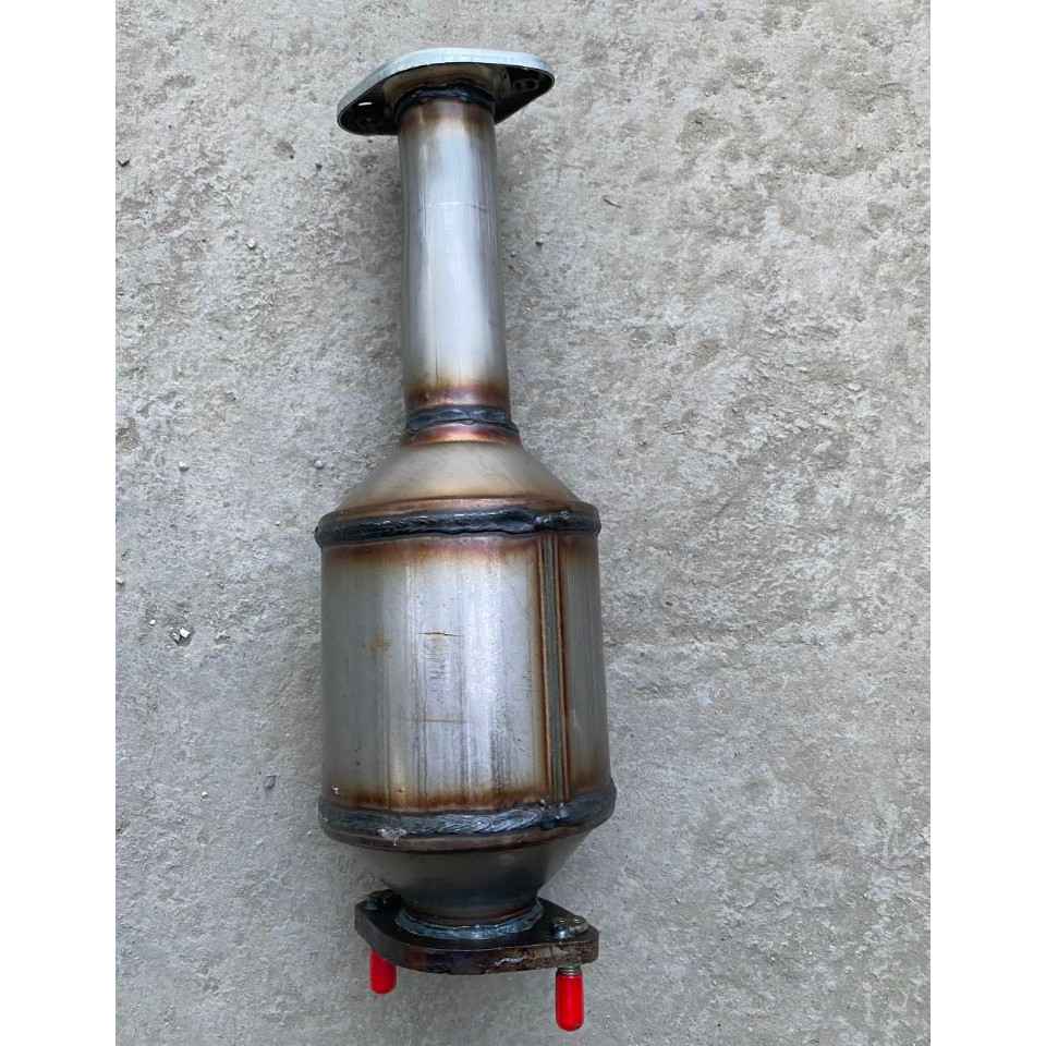 Leana 1.6 ท่อไอเสียหลัง Tri-Yuan Catalyst