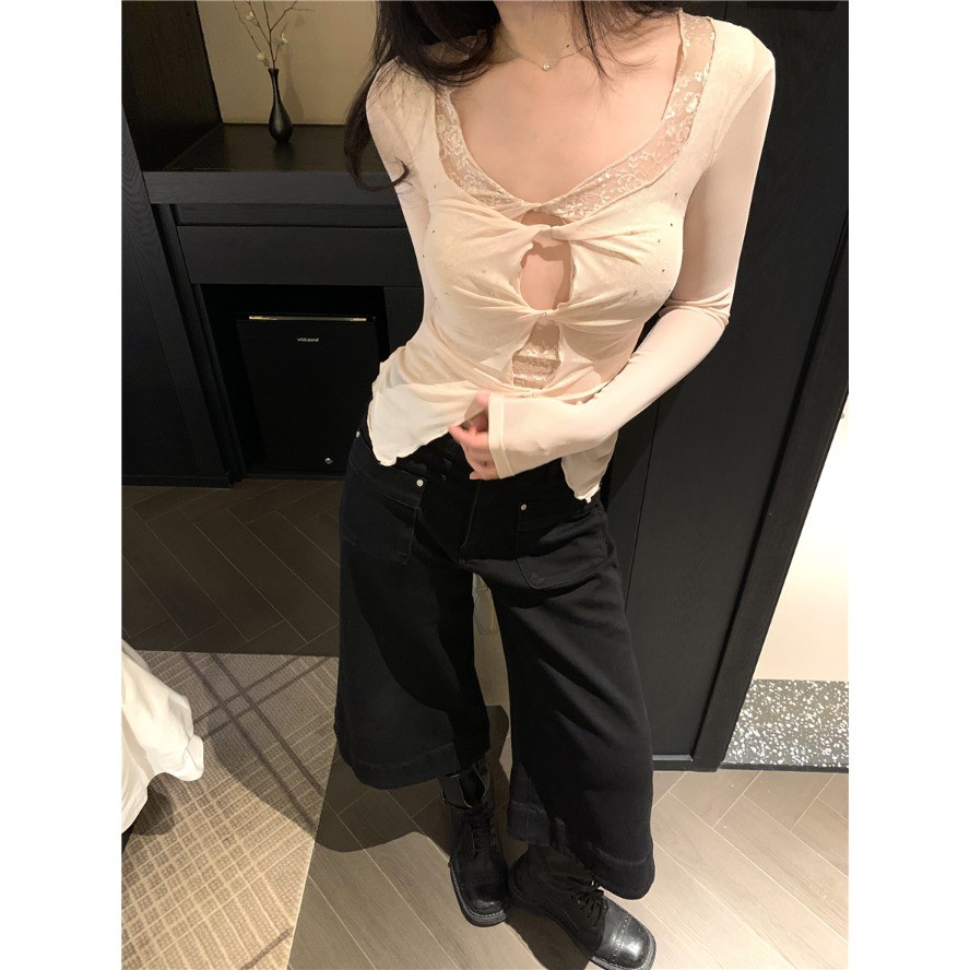 ❗️❗️❗️สต็อกพร้อมในท้องถิ่น❗️❗️❗️[สตูดิโอมิถุนายน] ฝรั่งเศสสไตล์ร้อนสาวเซ็กซี่ผ้าโปร่งกลวงร้อนเพชรด้านบนปลอมสองชิ้นออกแบบลูกไม้แขนยาวเสื้อ จุดต่ําสุด สวมใส่ภายในฤดูใบไม้ร่วงสไตล์ใ - รูปที่ 3