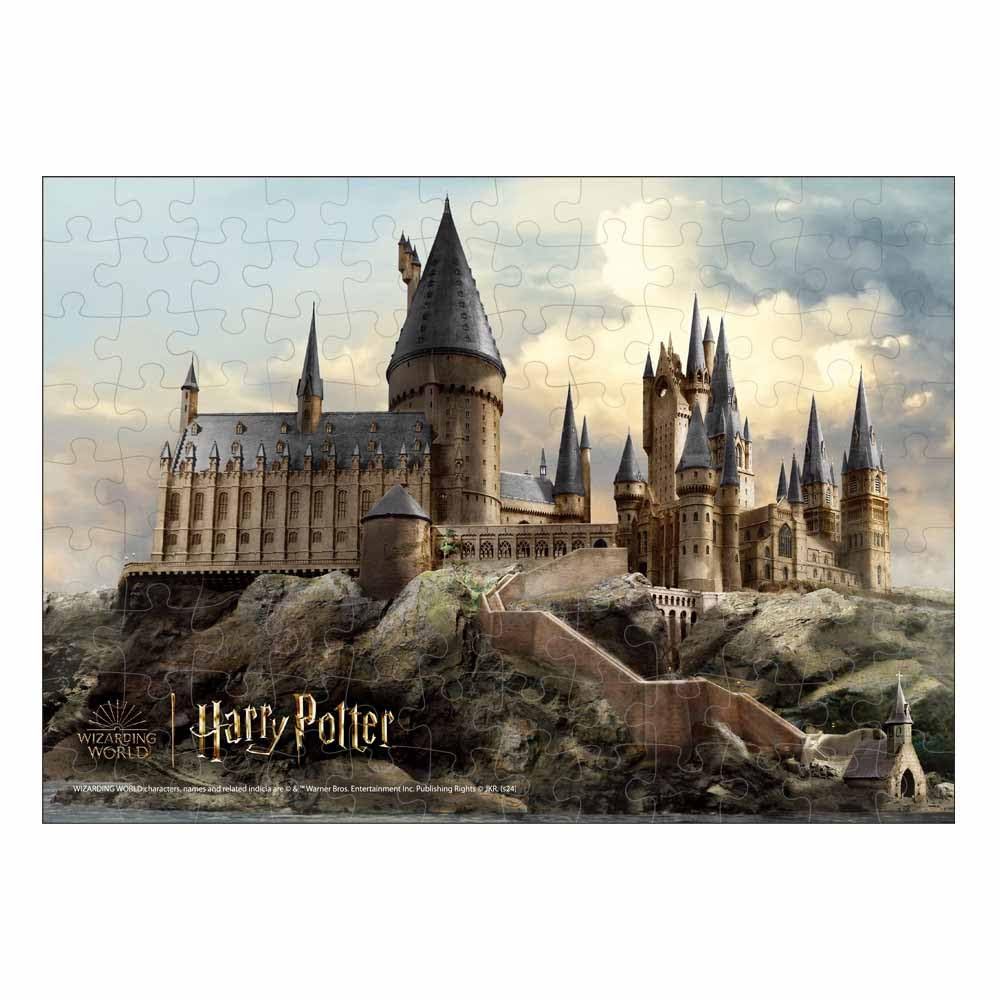 Tenyo Made in Japan จิ๊กซอว์ปริศนา Harry Potter Hogwarts 108 ชิ้น 182x257ซม B-108-832 มาพร้อมกาวและไม้พาย รวมบัตรบริการ