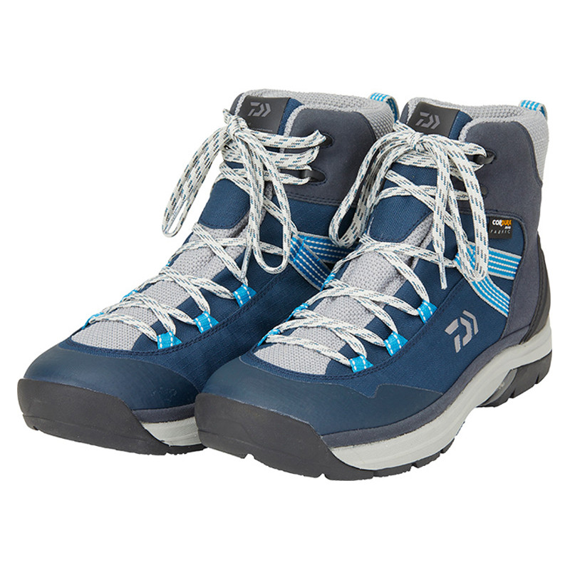 รองเท้าตกปลารุ่นใหม่ DAIAW DS-2102QS-H ส้นคายางดีไซน์ใหม่ สวมใส่สบาย และต้านการลื่น