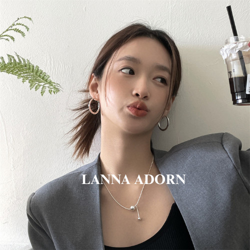LA 🌈 ต่างหูห่วงสแตนเลส สไตล์หวานเท่ วงกลม มินิมอล ตัวล็อคสปริง 925เข็มเงิน น้ำหนักเบา Unisex แฟชั่นเกาหลี พร้อมส่ง💖