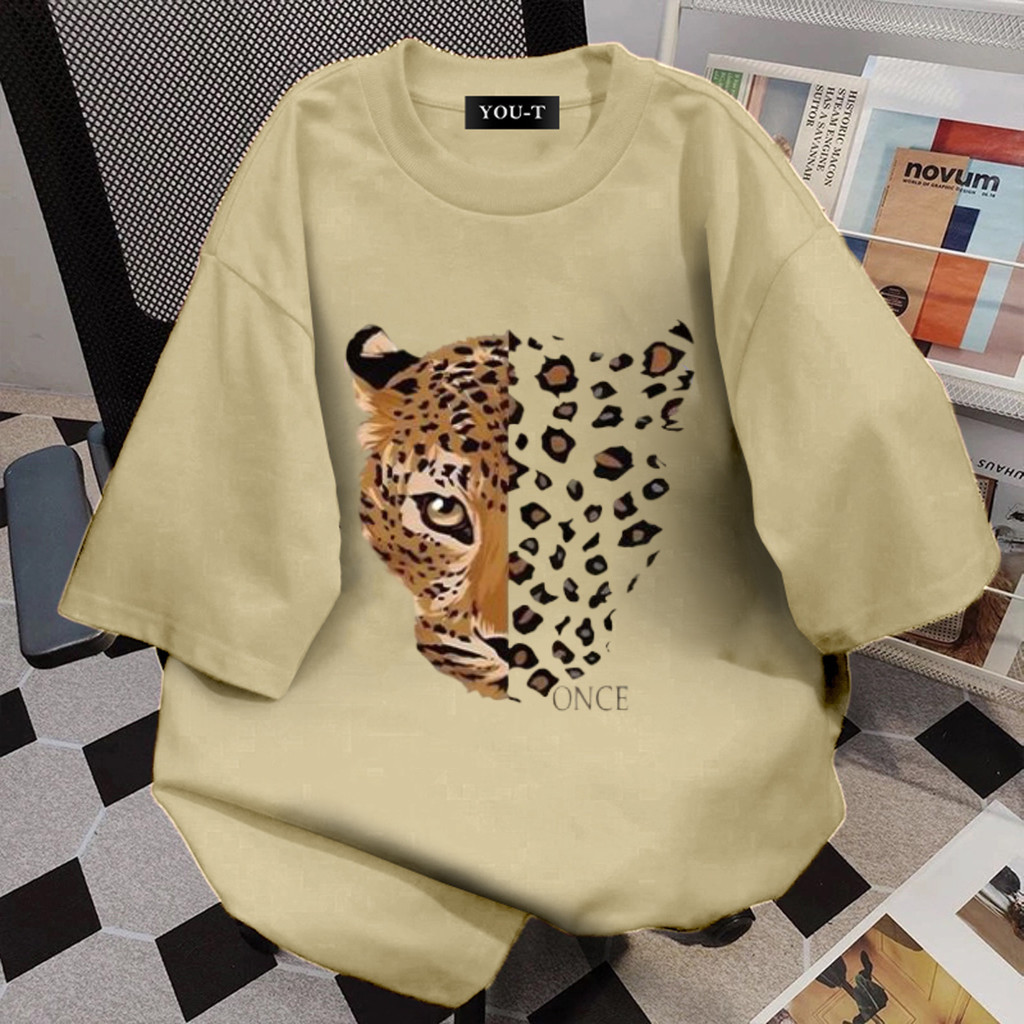 T42.SHOP🌸เสื้อยืดผู้หญิง ลาย เสื้อยืดผ้าคอตตอน “ONCE Leopard”ผ้าฝ้ายใส่สบาย สไตล์เกาหลี เสื้อยืด มินิมอล เสื้อ【COD】