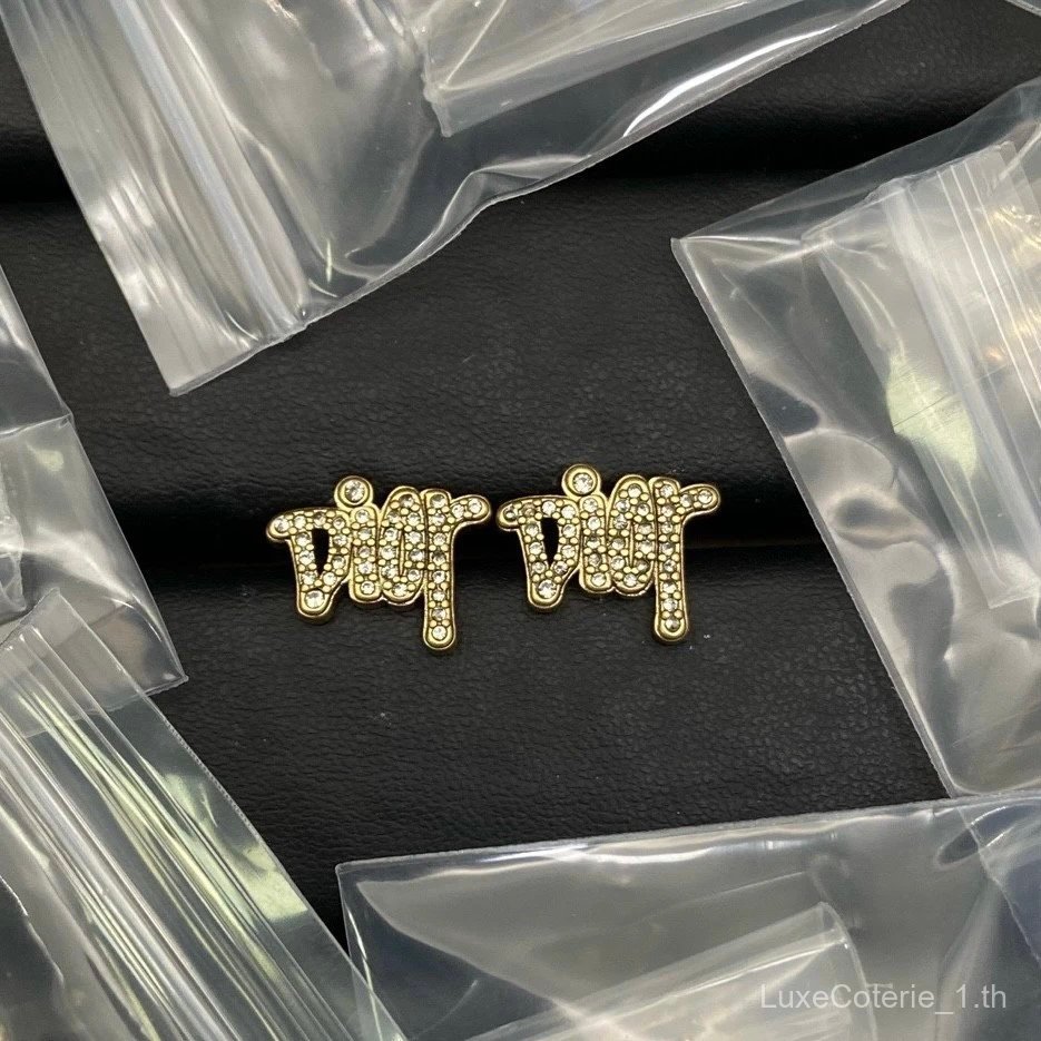 D Home D Home D1or ต่างหูตัวอักษร