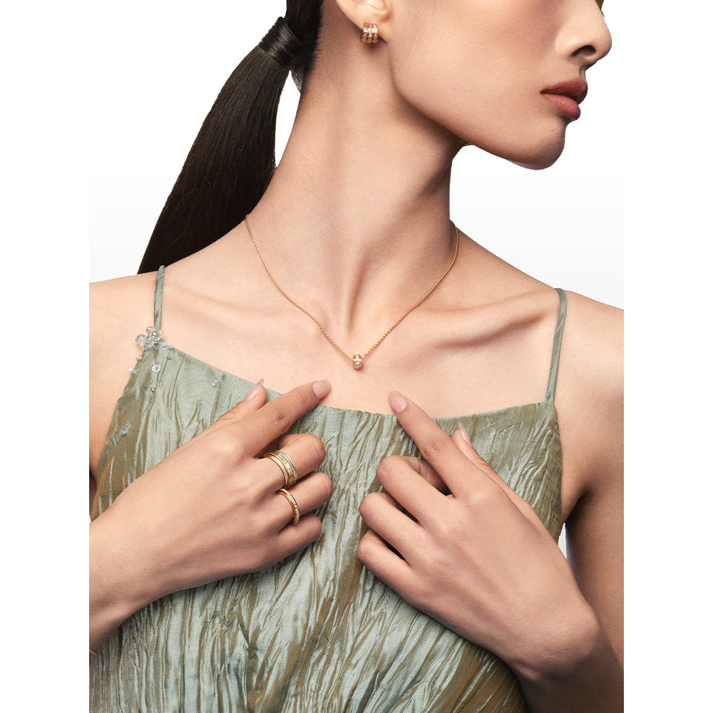 [Wang Junkai Same Style] Piaget Piaget Official POSSESSION Time to Run Series สร้อยคอทอง 18k