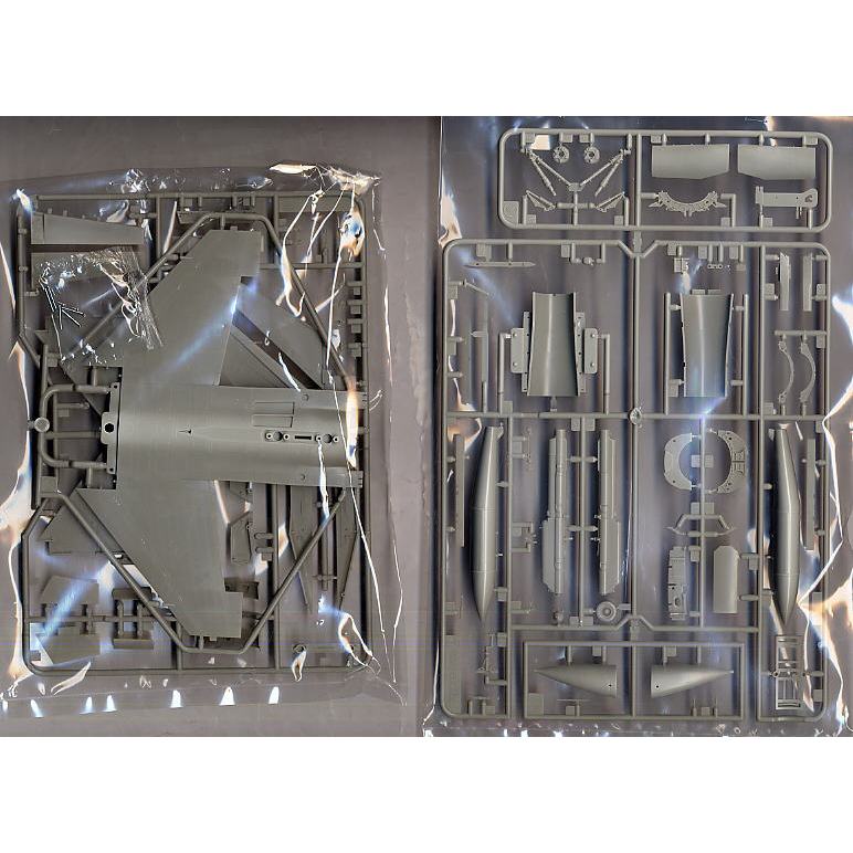 Luqiu รุ่น Tamiya 1/48 ประกอบเครื่องบิน 61098 US Army F-16CJ Fighter