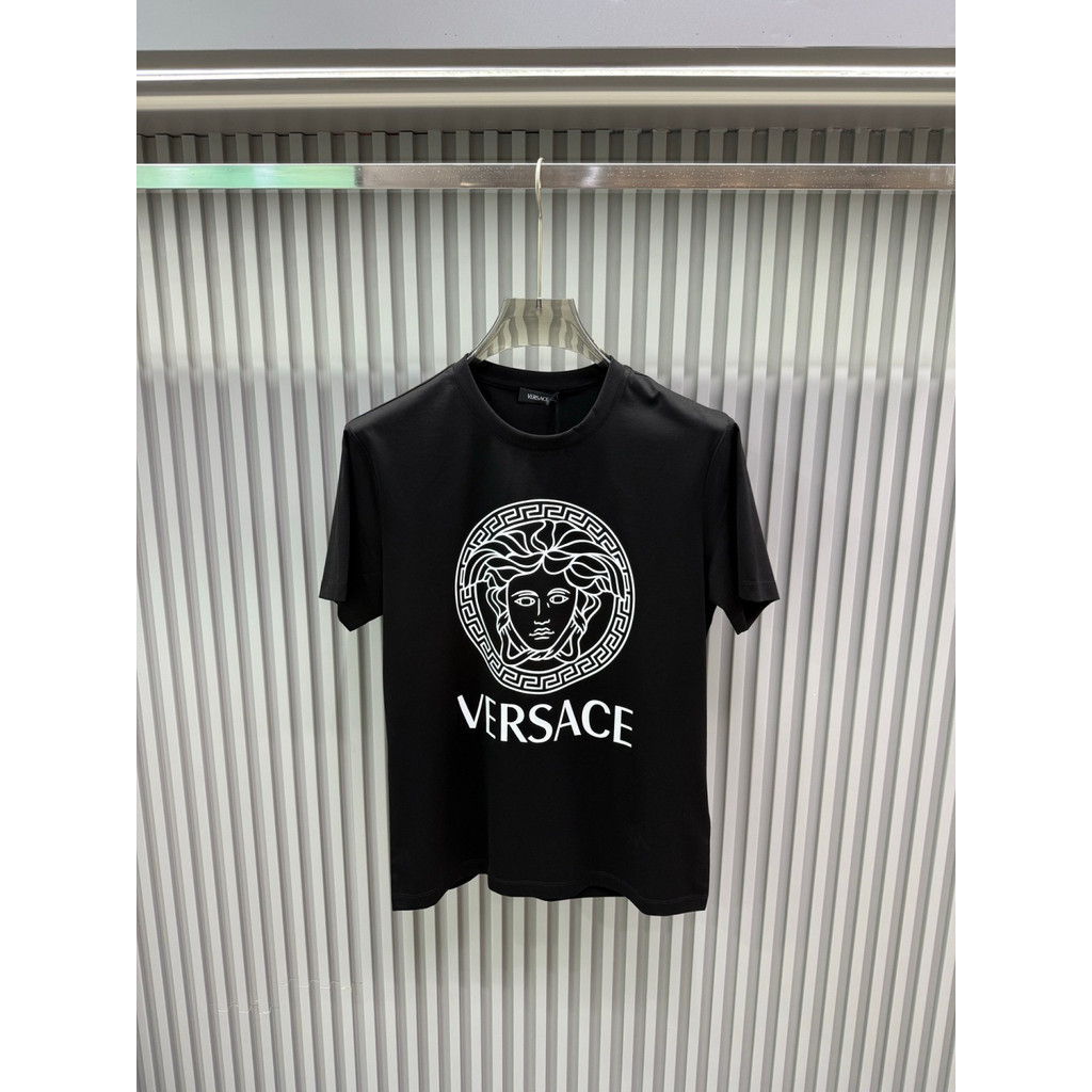 Versace tee/Versace เสื้อยืดพิมพ์แขนสั้นผู้ชายผู้หญิงเสื้อยืด High-End เสื้อยืดแขนสั้นแขนสั้น