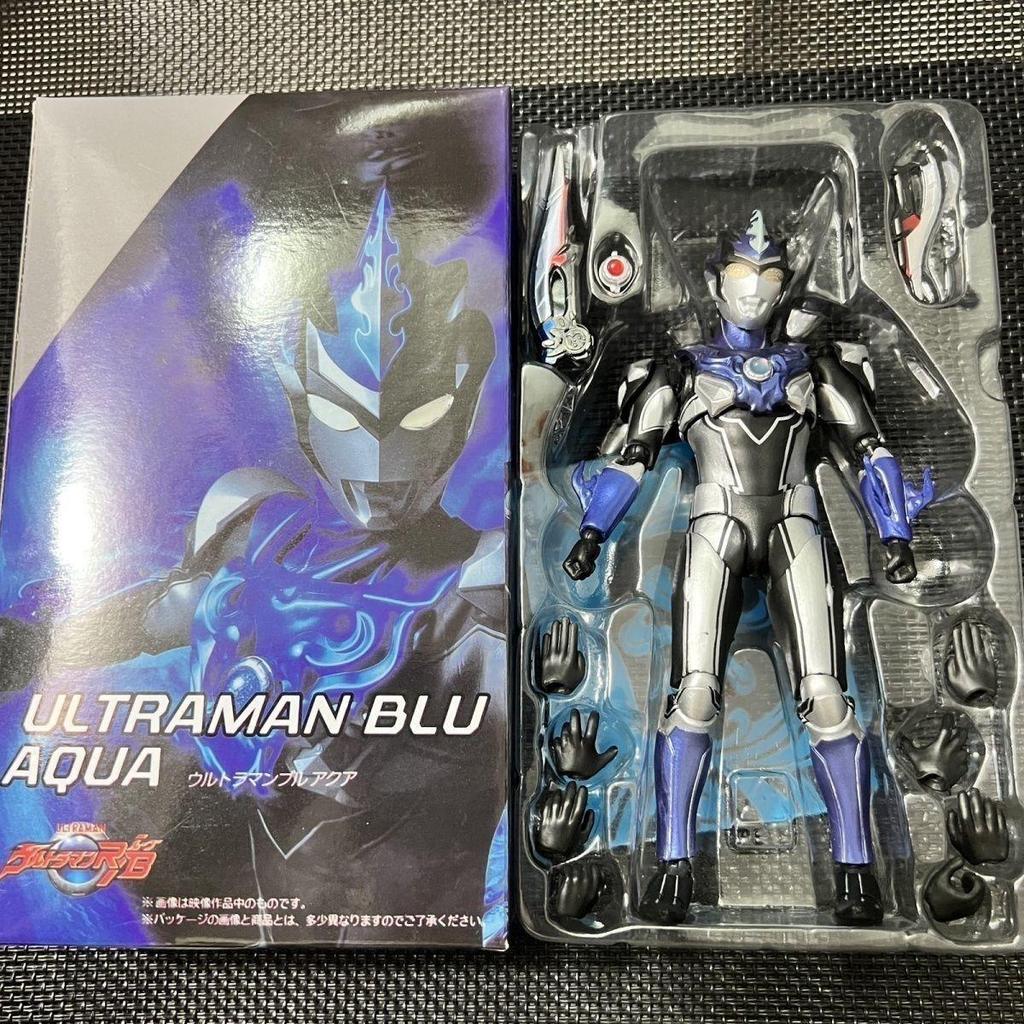 SHF Rosso Blue Ultraman รูปแบบใหม่ Water Wind Earth Element รูปแบบเคลื่อนย้ายได้ Rob โมเดลฟิกเกอร์