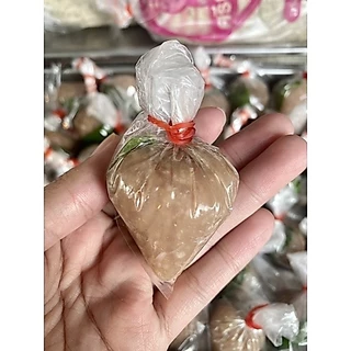 แหนมหมูใบมะยม หมูแท้100เปอร์เซ็น